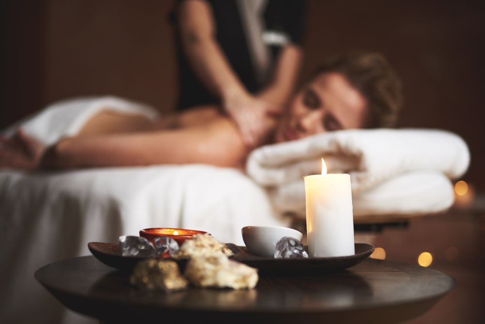 Caesar's Nails & Spa in Meridian, MS 39301 | 18271 Pines Blvd